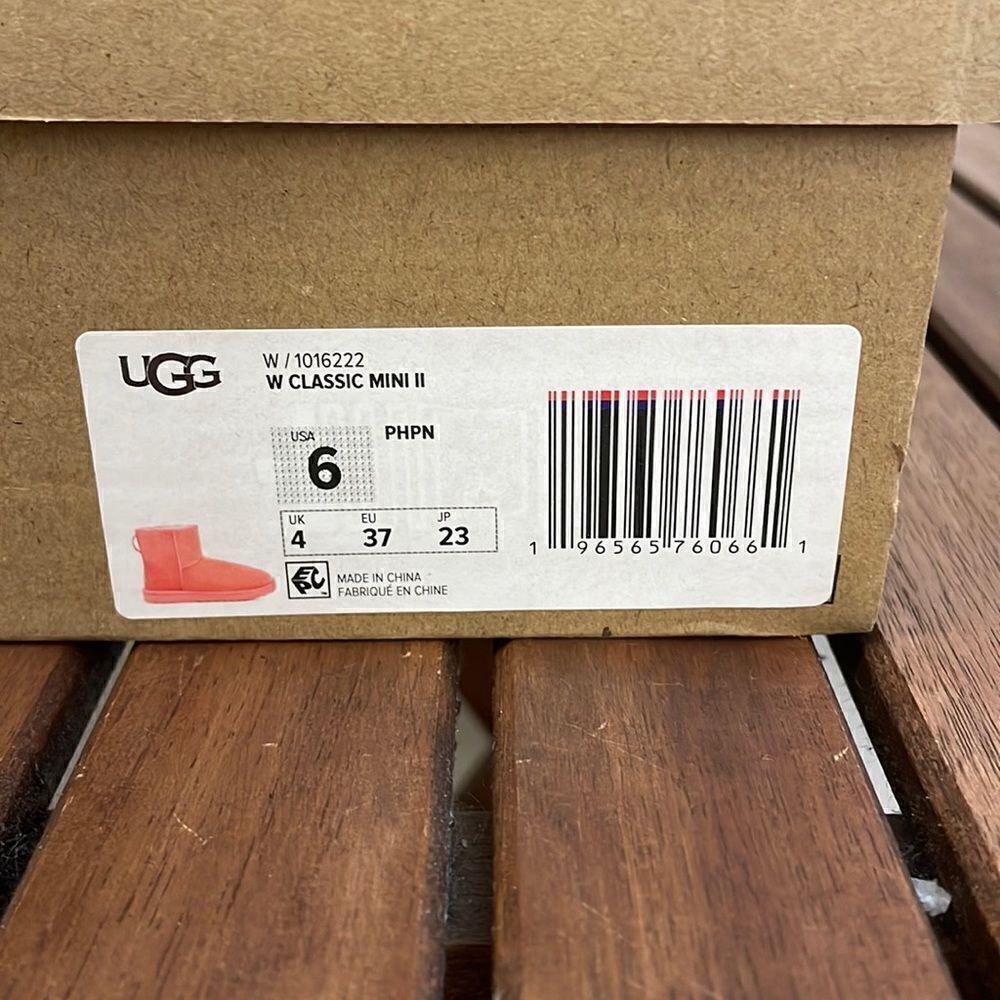 UGG Classic Mini II Boots Punch Pink USA Women size 6/UK 4/EU 37 - Picture 13 of 13
